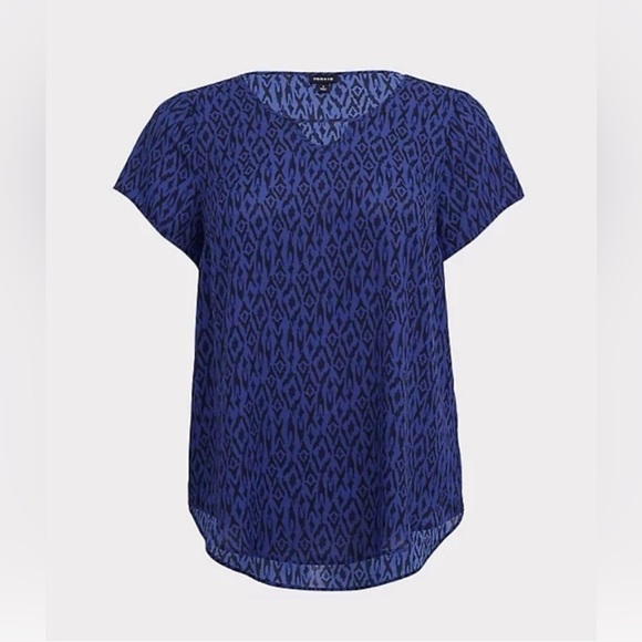 TORRID | Georgette Blouse with Keyhole - Picture 1 of 8